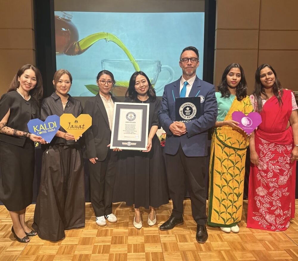 JANAT Paris team celebrates Guinness Record for world’s most expensive Japanese tea