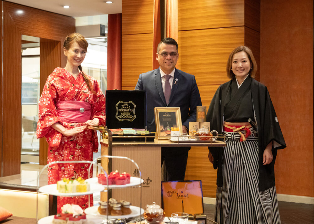 Présentation du JANAT FRENCH OAK TEA au Grosvenor House Dubai avec Mayumi Satoi
